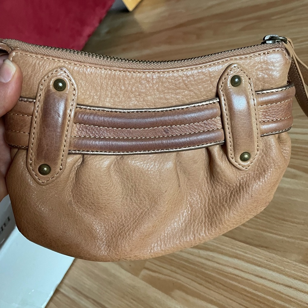 Cute Cole Haan Soft Leather Large Wristlet/Bag - Picture 3 of 16